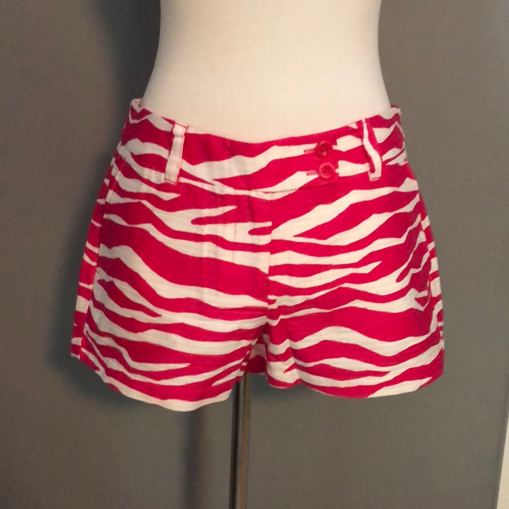 Vineyard Vines Pink/White Short Size 6